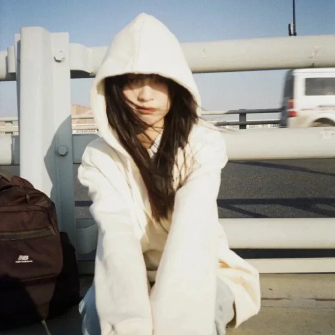 春花娇美可人儿